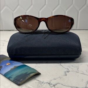 Maui Jim Cyclone Polarized Tortoise/Brown Vintage Sunglasses MJ-136-10 Festival